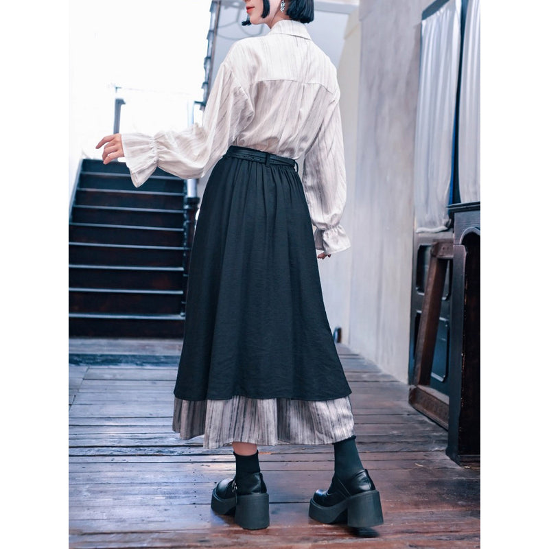 黒墨の陰影ドッキングスカート