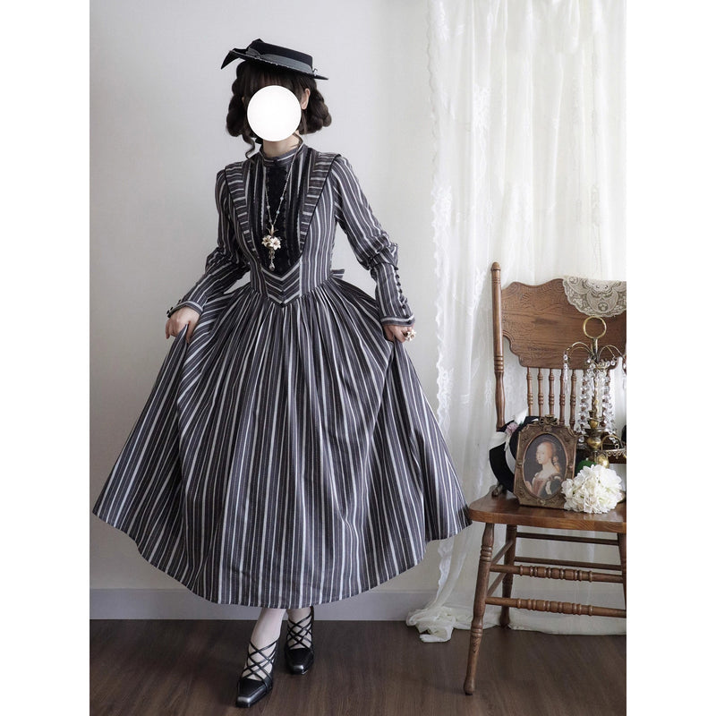 西洋令嬢の縦縞クラシカルワンピース - Dark Gray[2025年12月上旬-12月下旬発送予定]