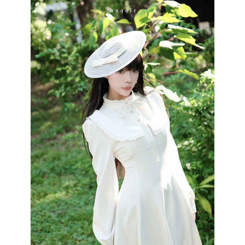 貴族のお嬢様のクラシカルワンピース