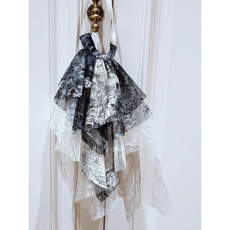 血塗れのお嬢様のアクセサリー[2026年2月下旬-3月下旬発送予定]