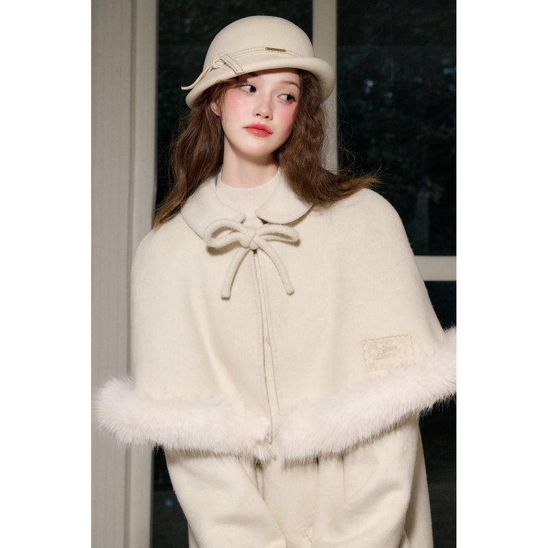 Elegant Queen's Cape Wool Coat