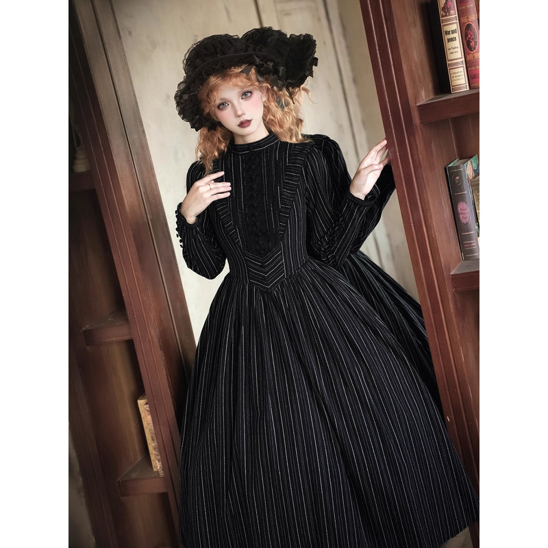 西洋令嬢の縦縞クラシカルワンピース - Black[2025年12月上旬-12月下旬発送予定]