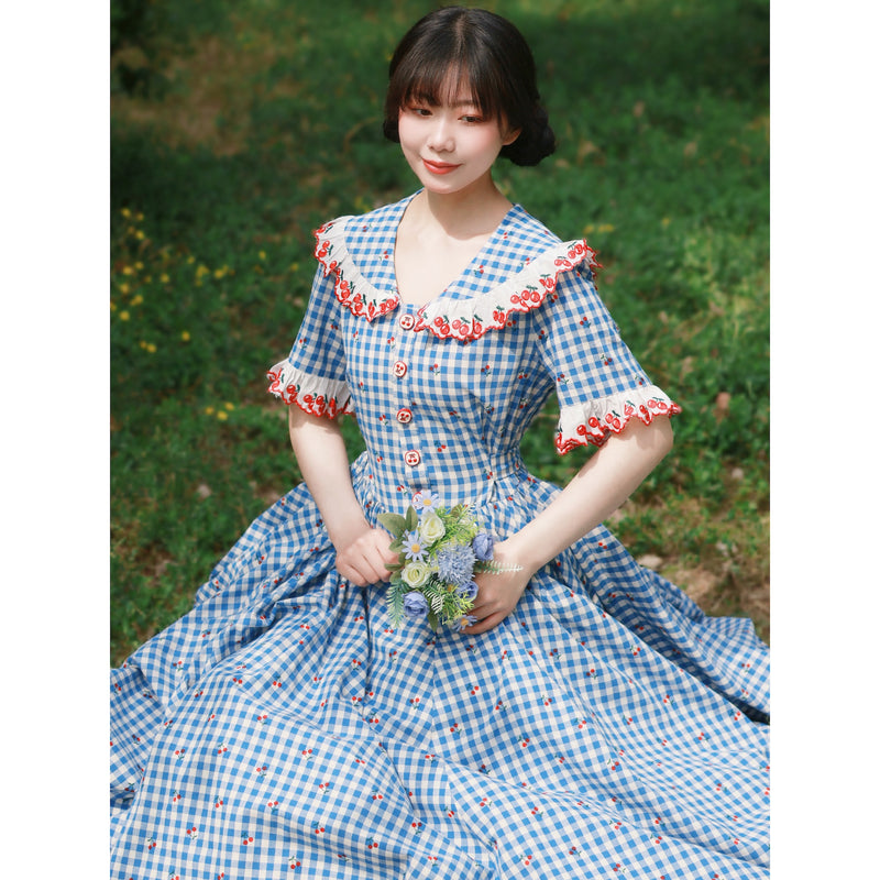 青藍格子柄とさくらんぼのレトロワンピース