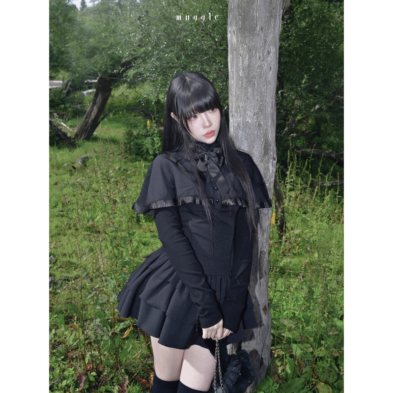 黒のお嬢様のケープフリルワンピース