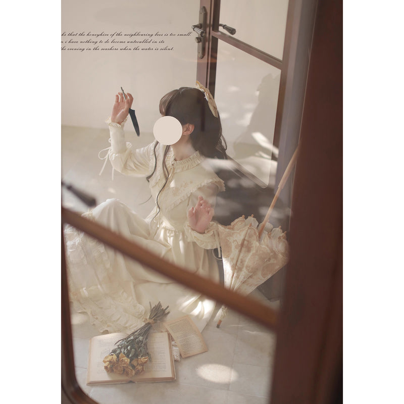 奏鳴曲を奏でる刺繍クラシカルワンピース