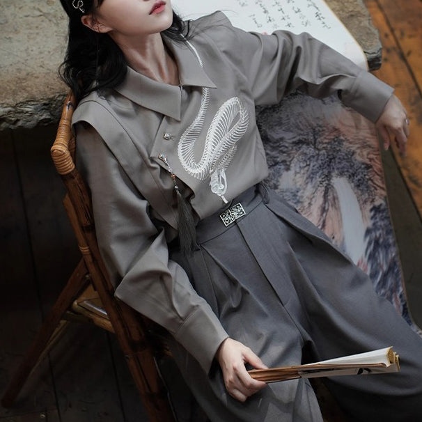 蛇骨の刺繍アシンメトリートップス - Gray