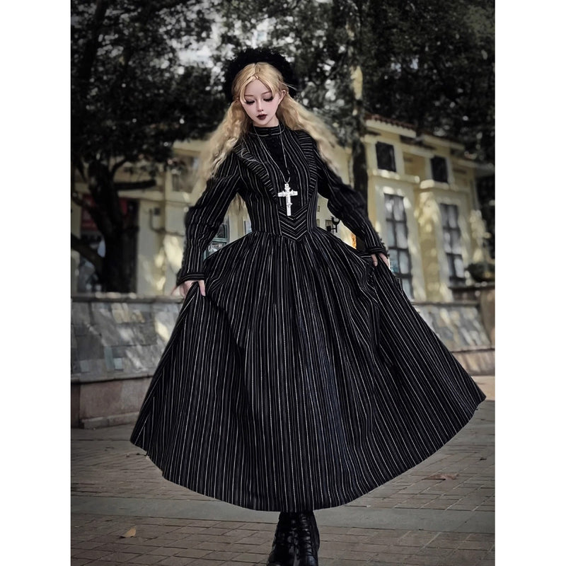 西洋令嬢の縦縞クラシカルワンピース - Black[2025年12月上旬-12月下旬発送予定]