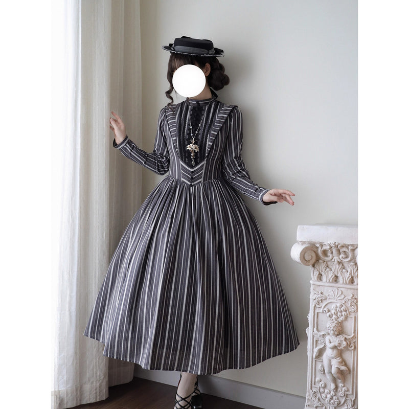 西洋令嬢の縦縞クラシカルワンピース - Dark Gray[2025年12月上旬-12月下旬発送予定]