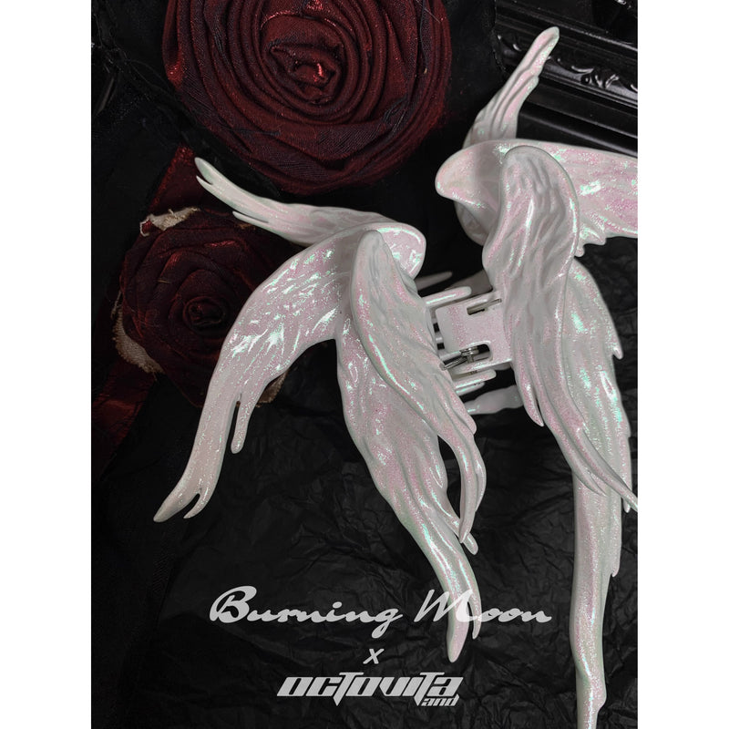 天使の翼のヘアクリップ