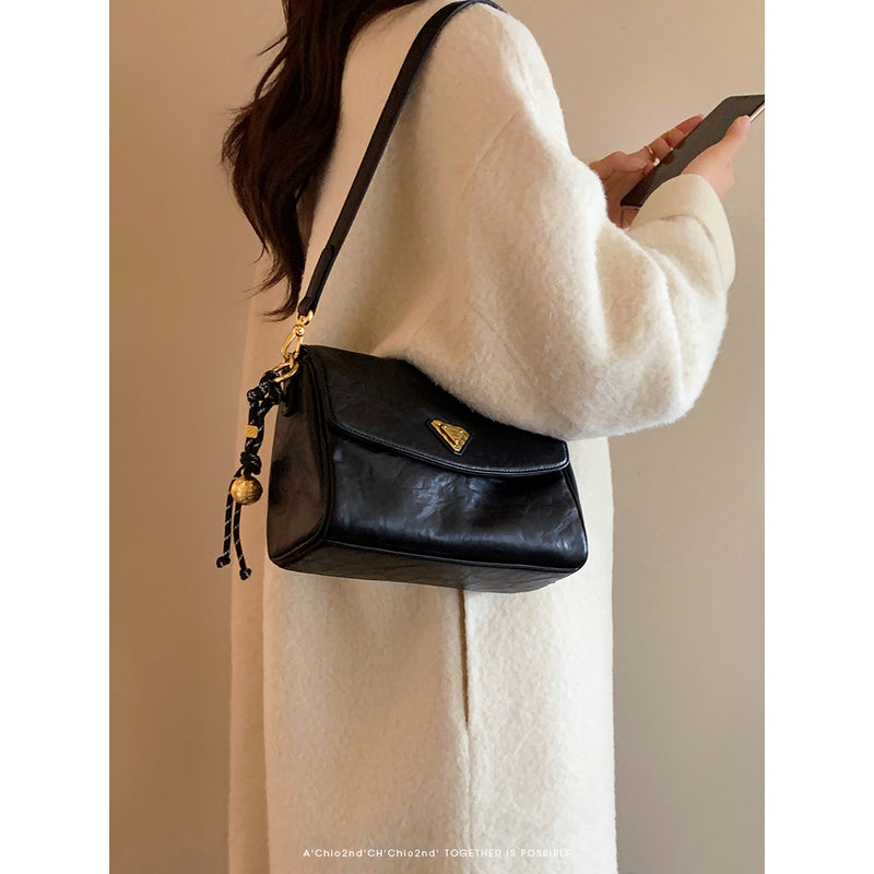 Black Classic Square Shoulder Bag