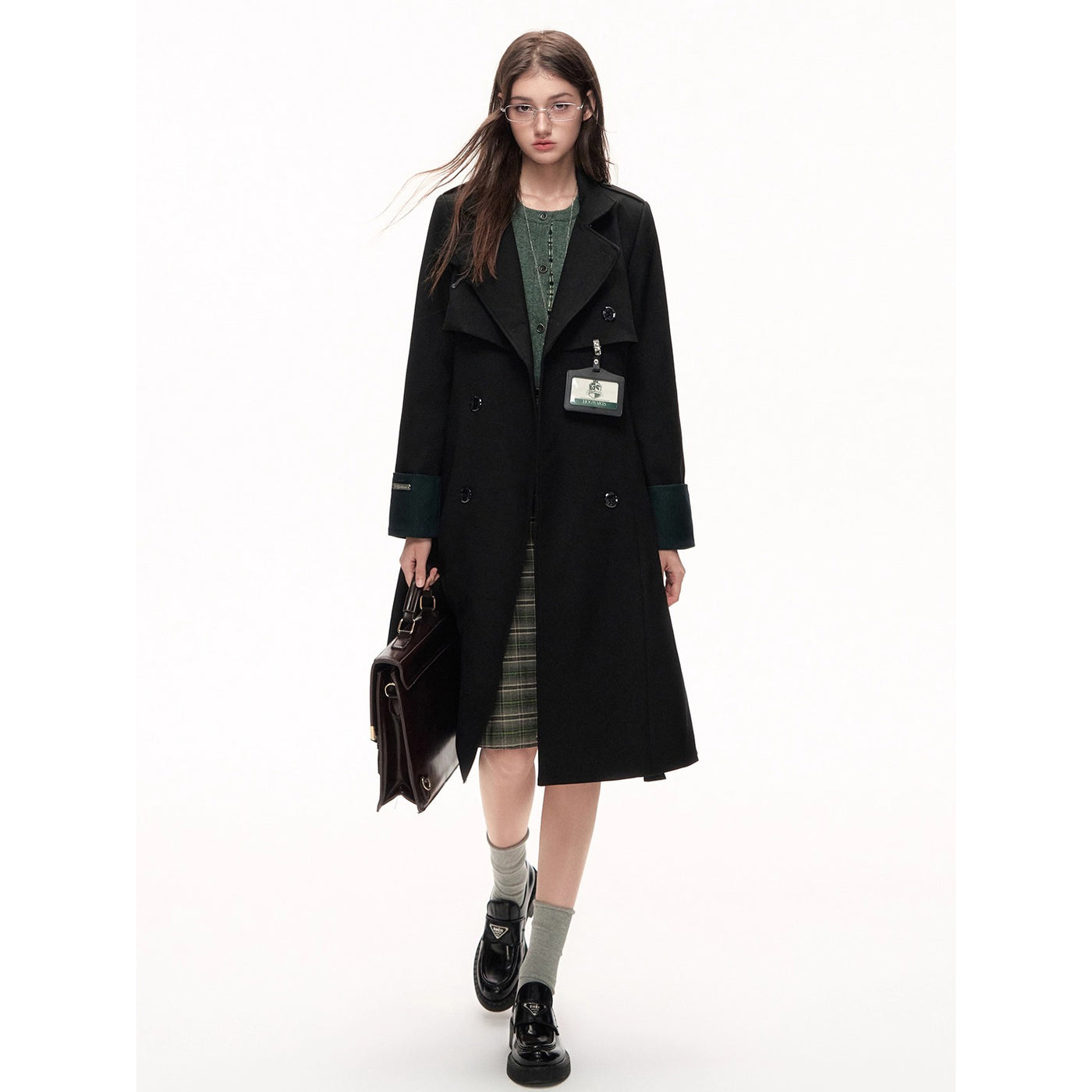 魔法学校のクラシカルトレンチコート – ManusMachina