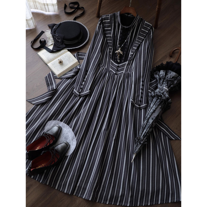 西洋令嬢の縦縞クラシカルワンピース - Dark Gray[2025年12月上旬-12月下旬発送予定]