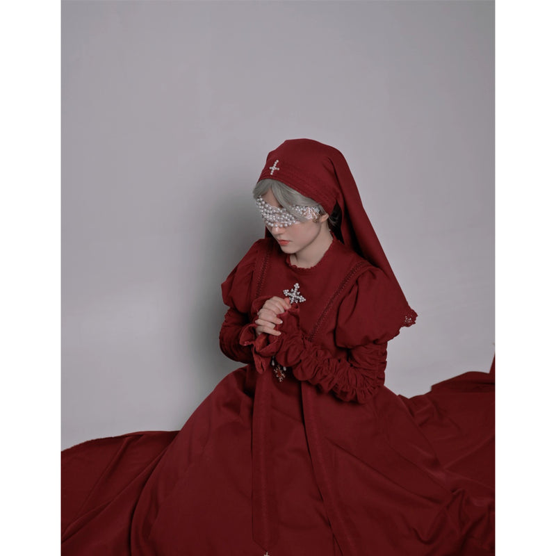 月夜の修道女の刺繍ワンピース - Wine Red（シャーリングスリーブ）[2025年12月上旬-2026年1月上旬発送予定]