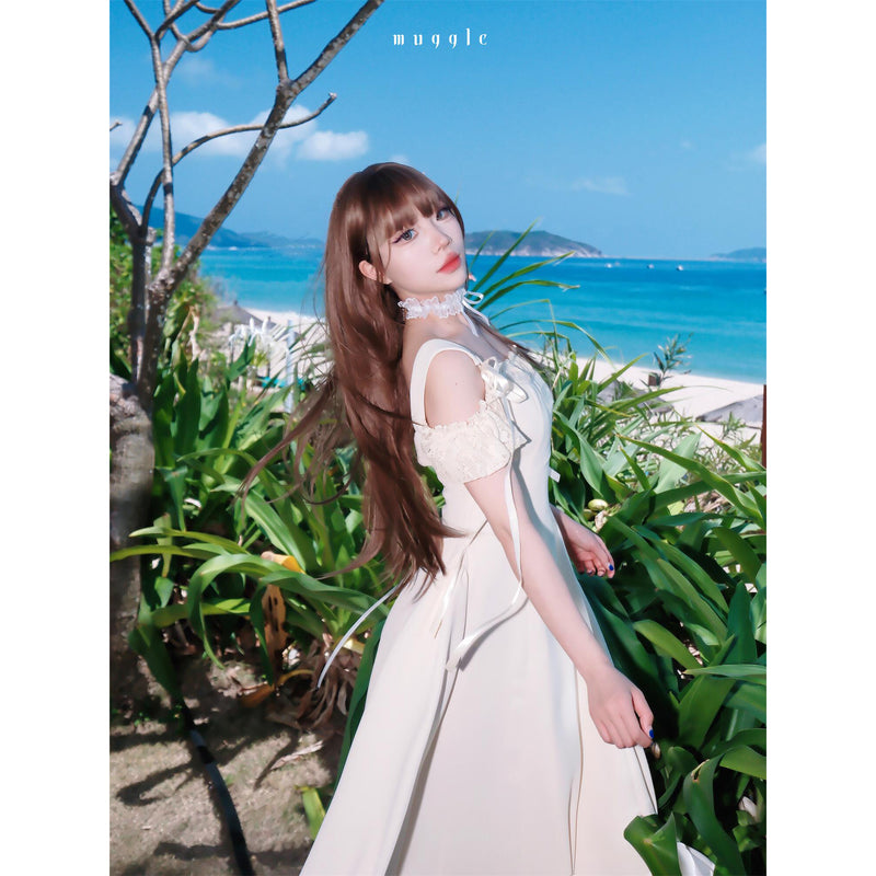 月明かりのお嬢様のストラップワンピース