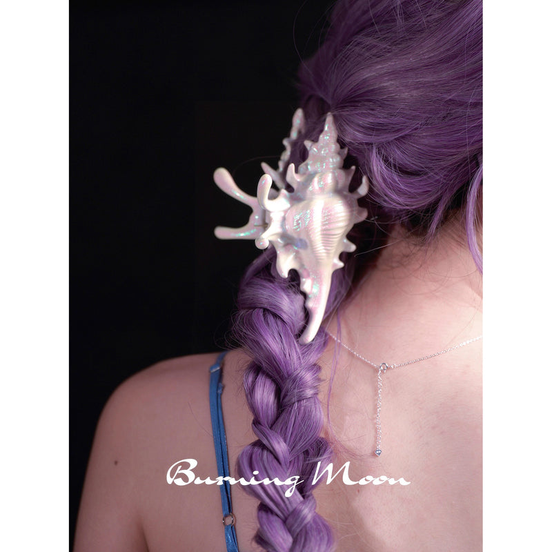 貝殻のヘアクリップ