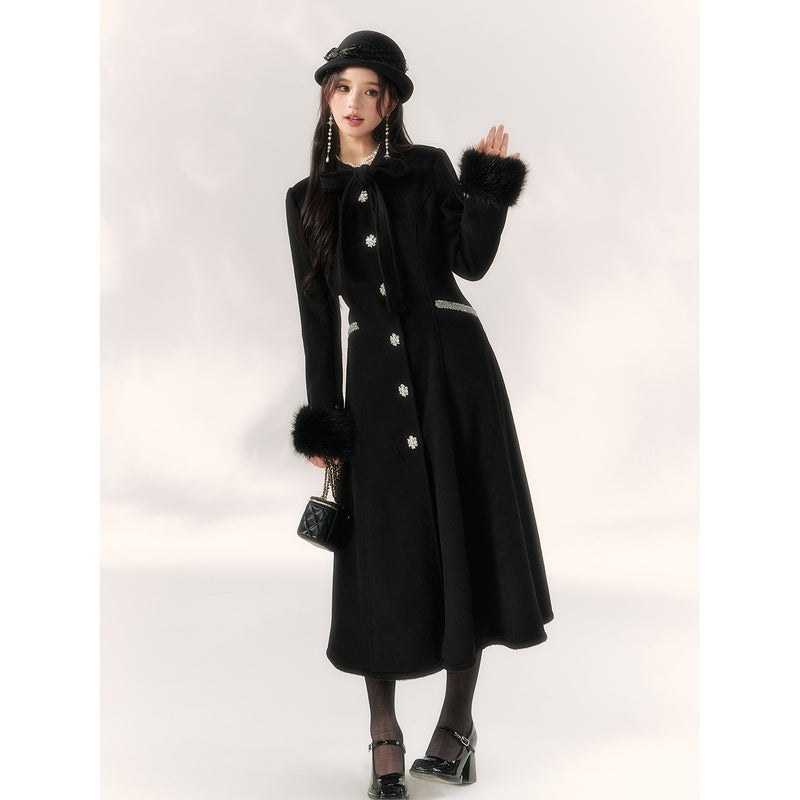 Elegant Embroidered Classical Cape Coat