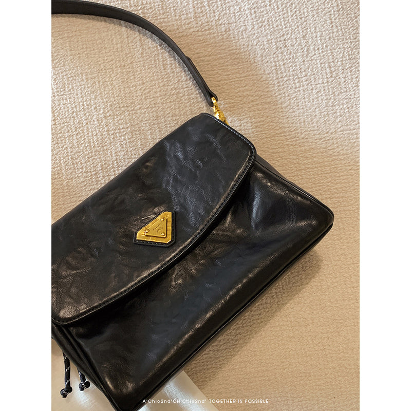 Black Classic Square Shoulder Bag