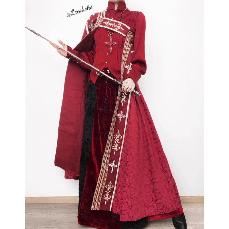 月夜の修道女の刺繍ロングマント - Wine Red × Gold[2025年12月上旬-2026年1月上旬発送予定]