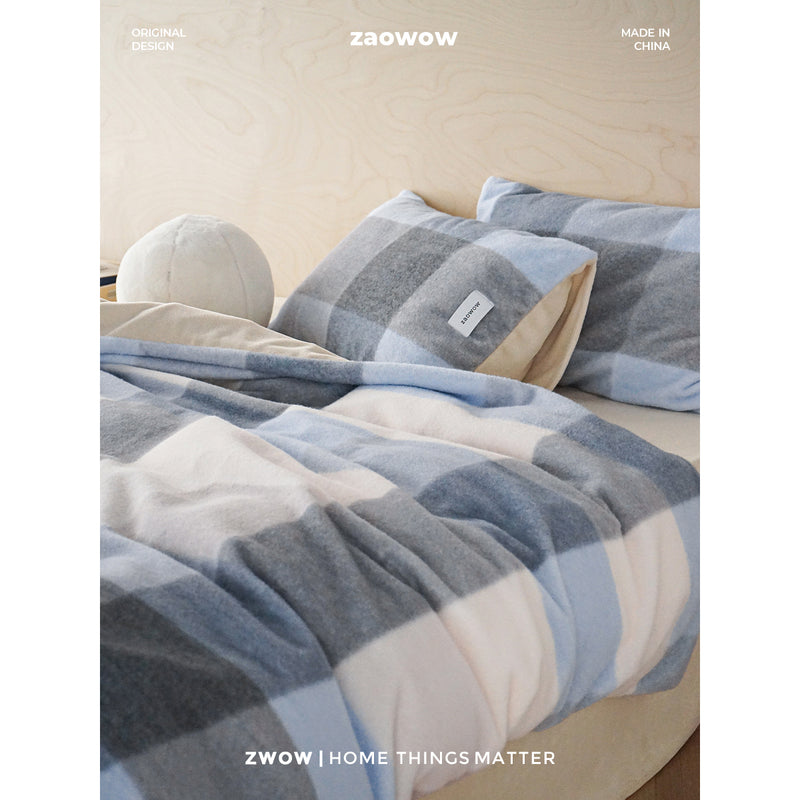 Scandinavian Check Pattern Bed Cover Set