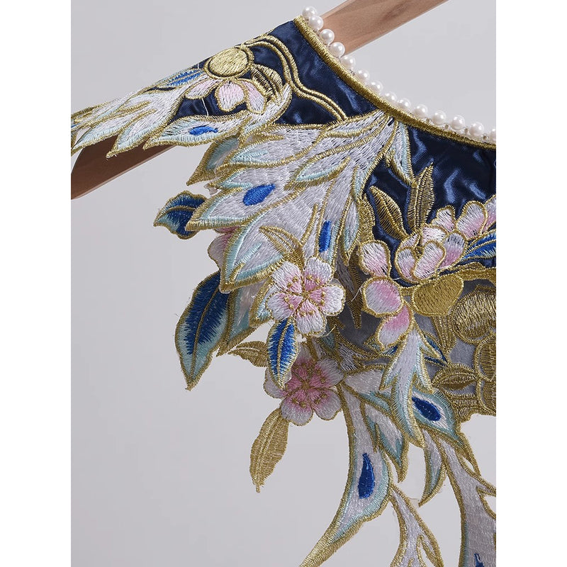 庭園の花の刺繍付け襟