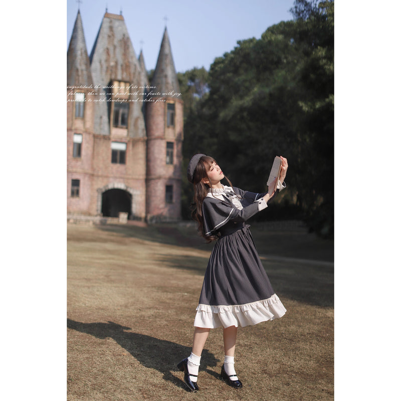 公爵令嬢のクラシカルワンピースとケープ