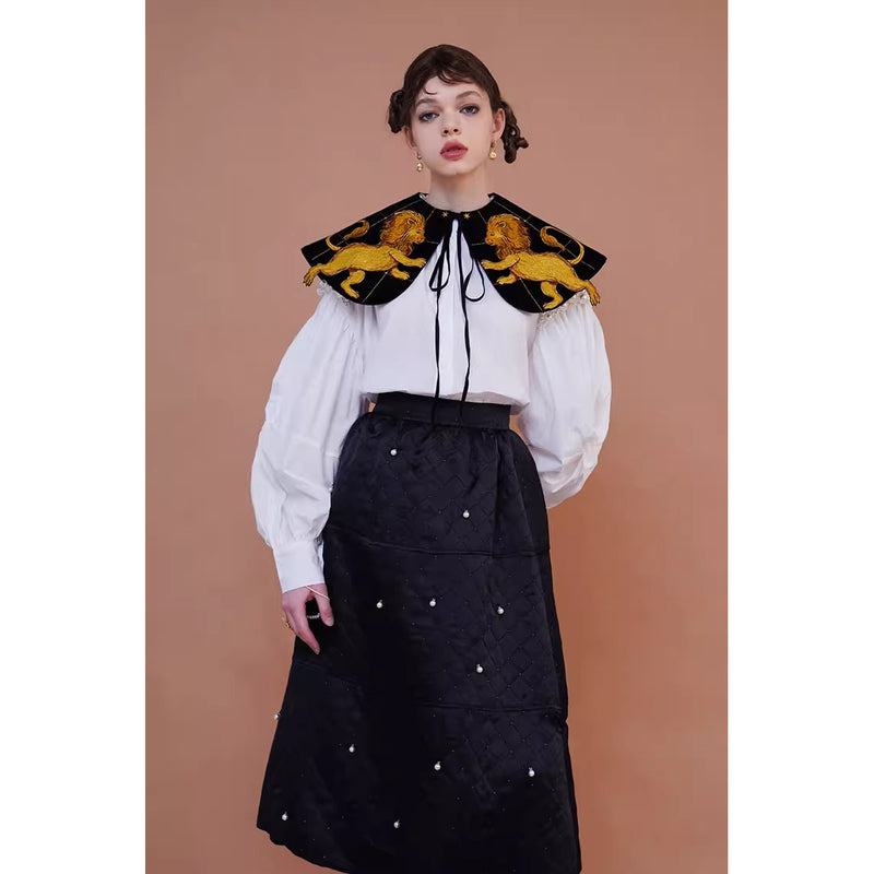 獅子の刺繍付け襟