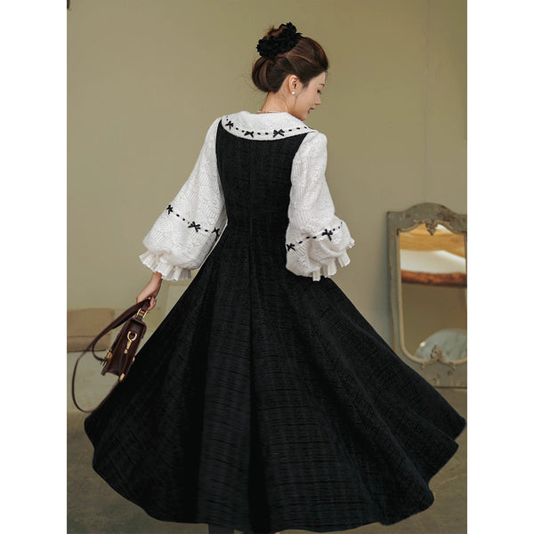 黒のお嬢様のクラシカルジャンパースカート