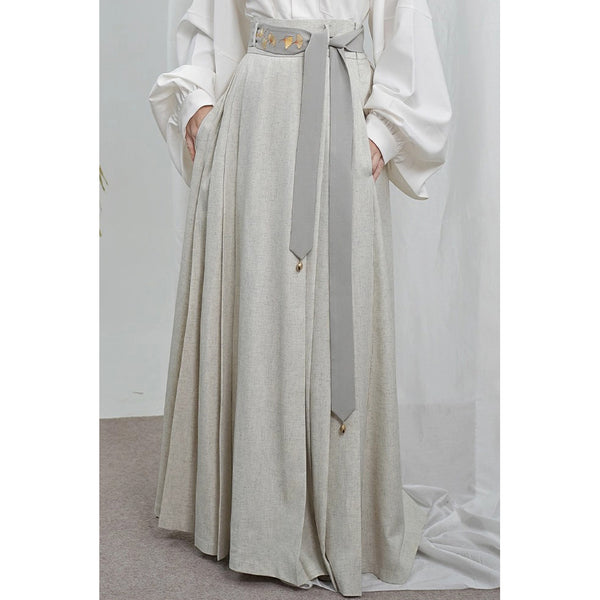 宮廷令嬢の刺繍プリーツスカート