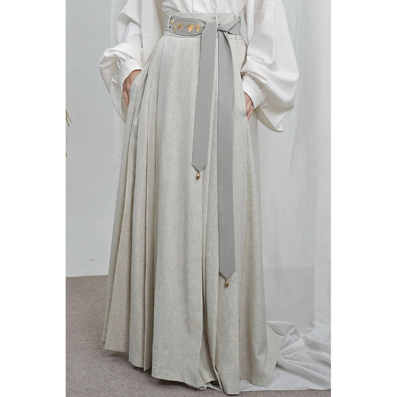 宮廷令嬢の刺繍プリーツスカート