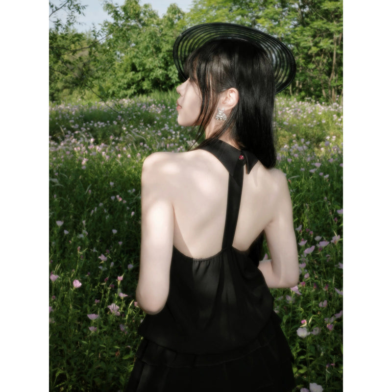 黒の令嬢のレースアップワンピース – ManusMachina