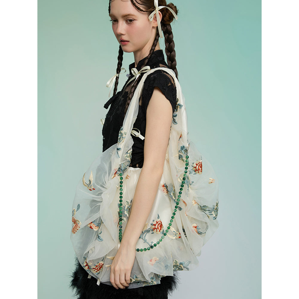 花と蝶の刺繍ショルダーバッグ - Ivory – ManusMachina