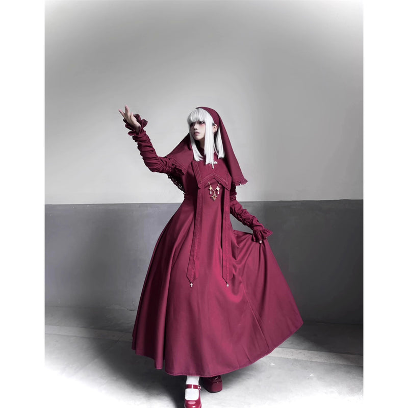 月夜の修道女の刺繍ワンピース - Wine Red（シャーリングスリーブ）[2025年12月上旬-2026年1月上旬発送予定]