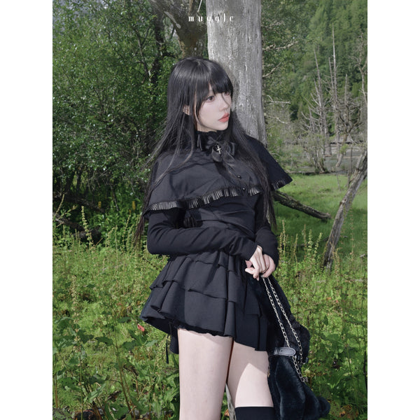 黒のお嬢様のケープフリルワンピース