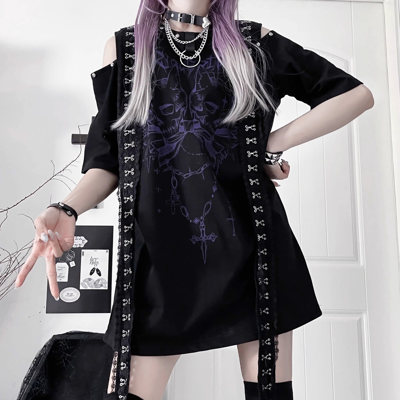 髑髏と十字架のゴシックTシャツ – ManusMachina