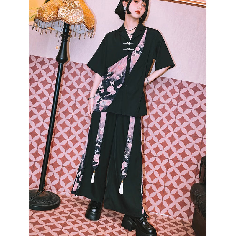 暗夜の花と蝶々のワイドパンツ