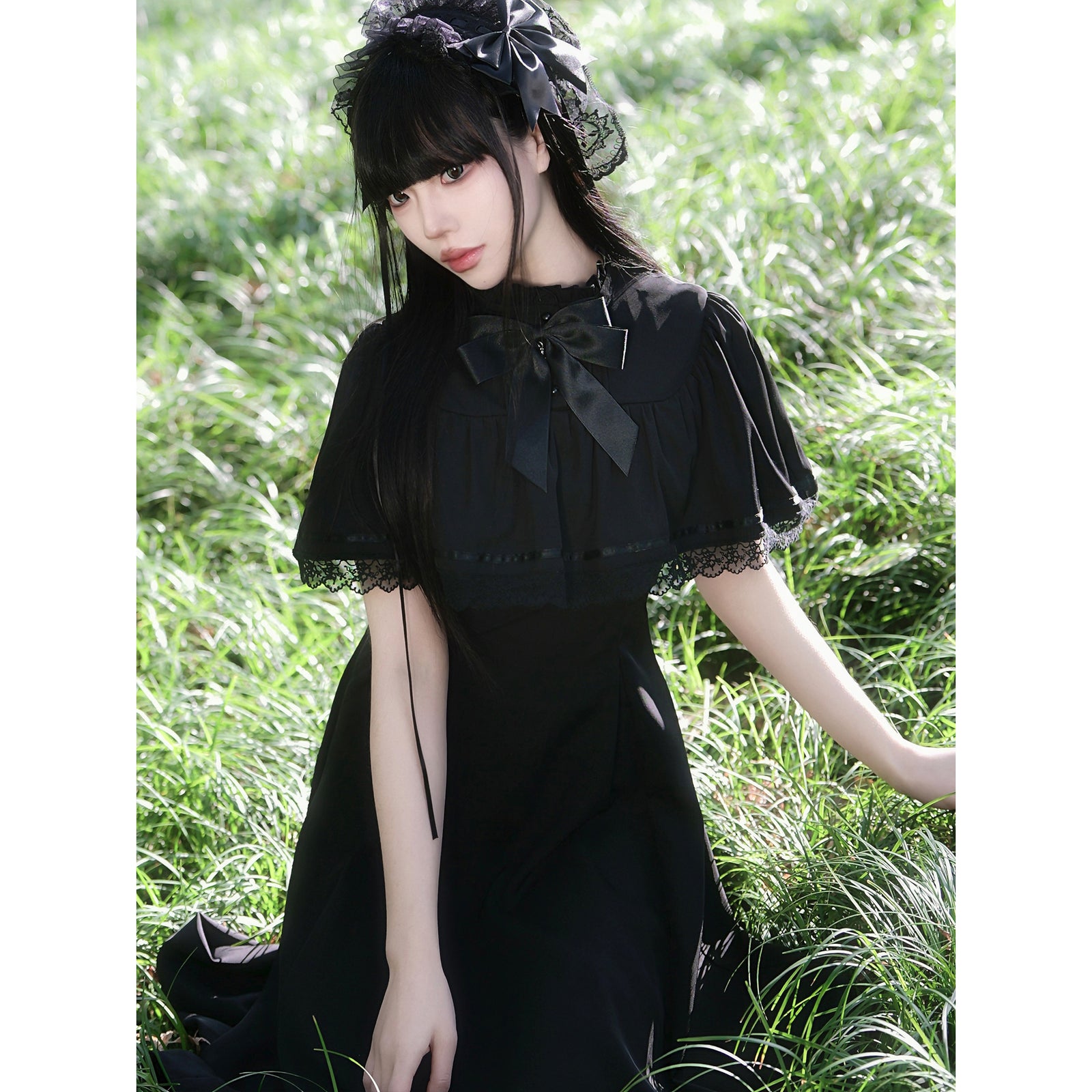 黒のお嬢様の刺繍ケープワンピース – ManusMachina