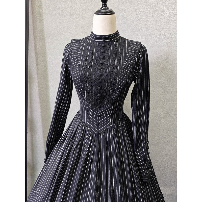 西洋令嬢の縦縞クラシカルワンピース - Black[2025年12月上旬-12月下旬発送予定]