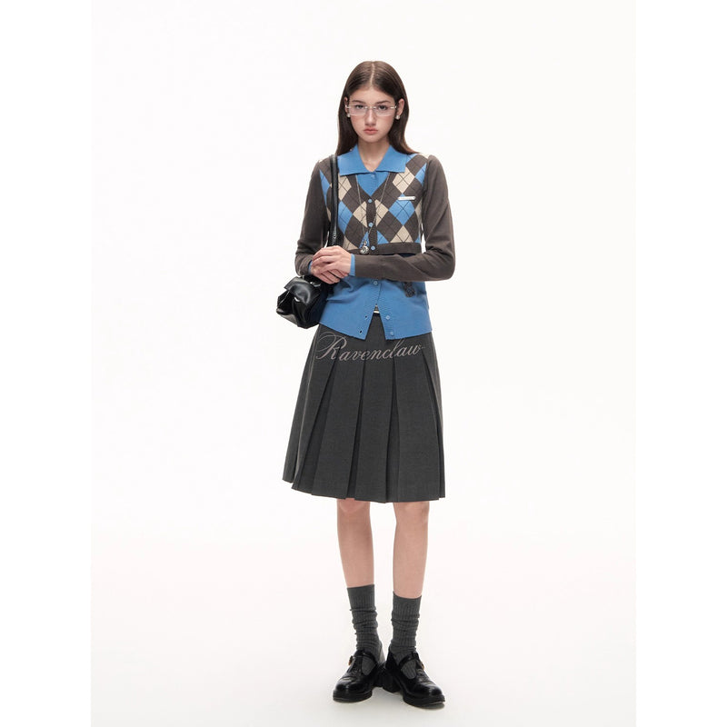 魔法学校のカーディガンセーター