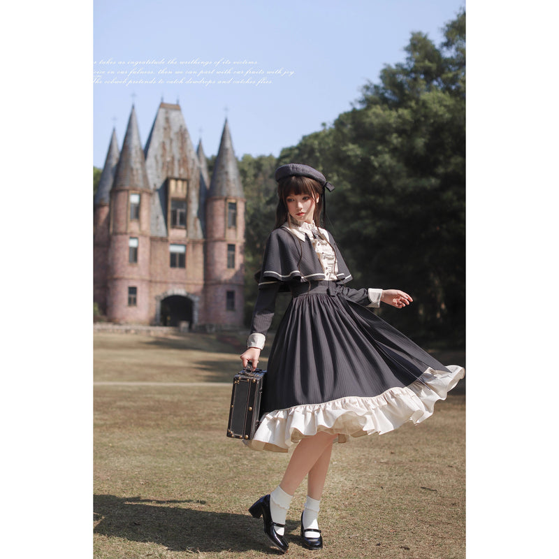 公爵令嬢のクラシカルワンピースとケープ