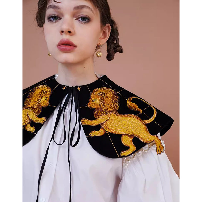 獅子の刺繍付け襟