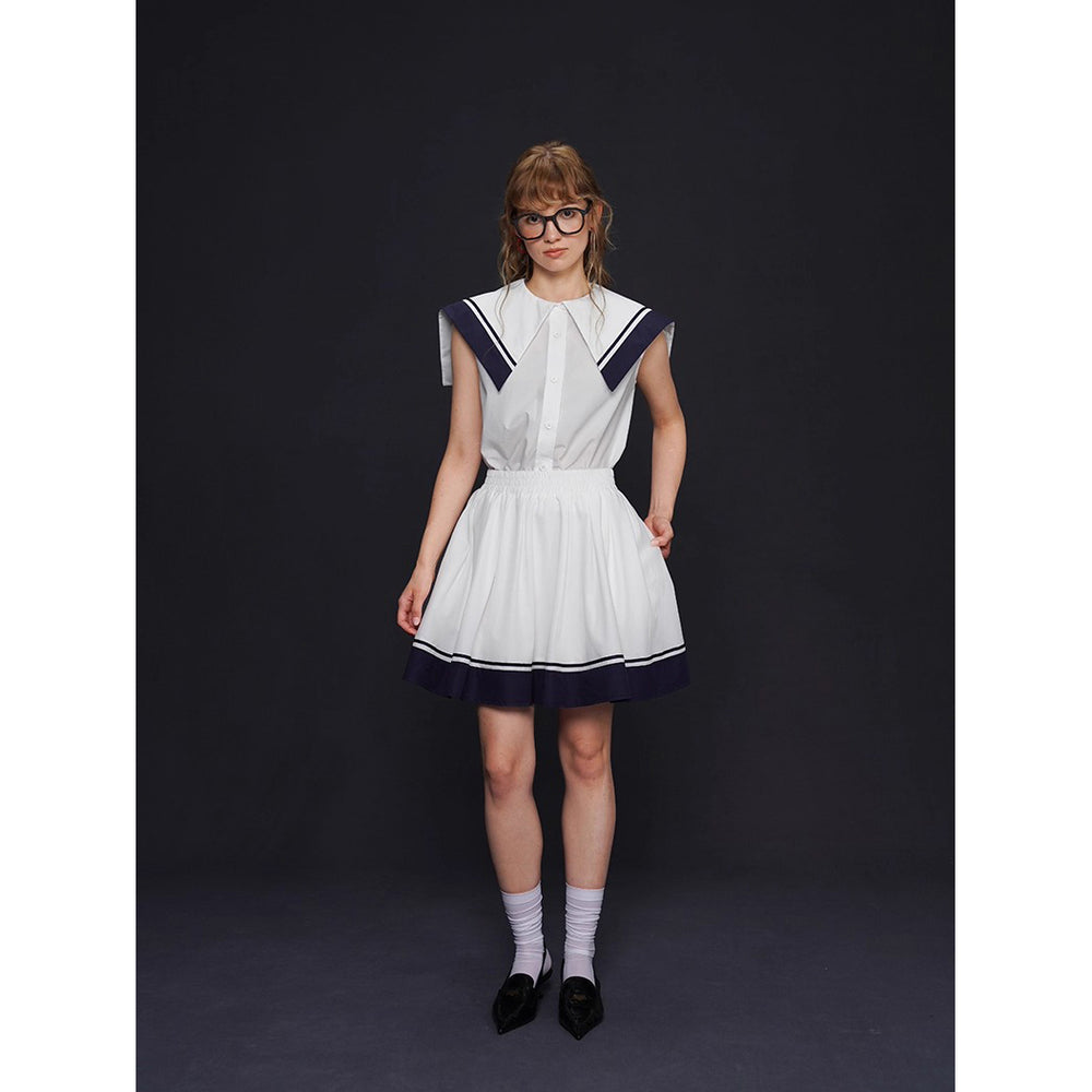 船乗り少女のセーラーブラウスとスカート – ManusMachina