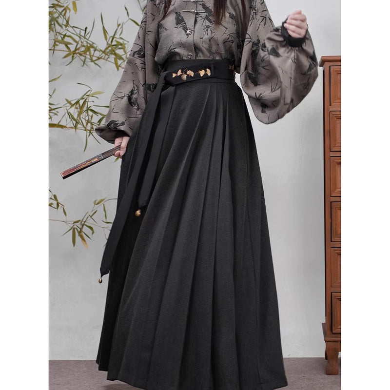 宮廷令嬢の刺繍プリーツスカート