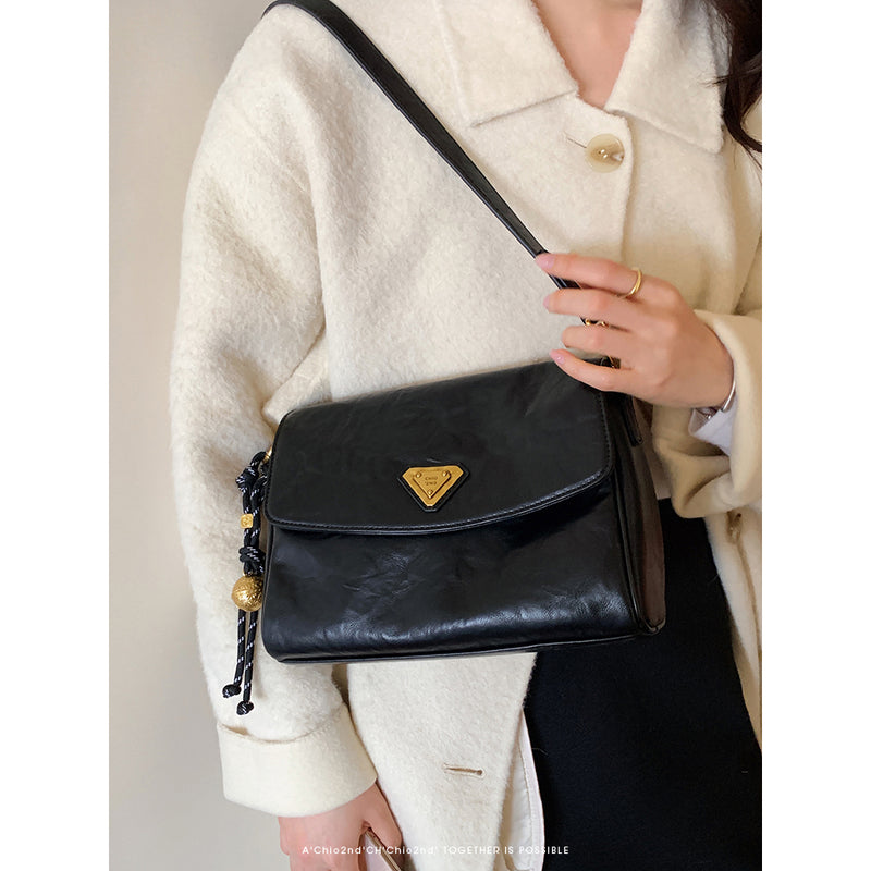 Black Classic Square Shoulder Bag