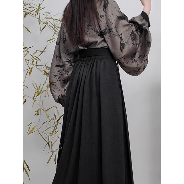 宮廷令嬢の刺繍プリーツスカート