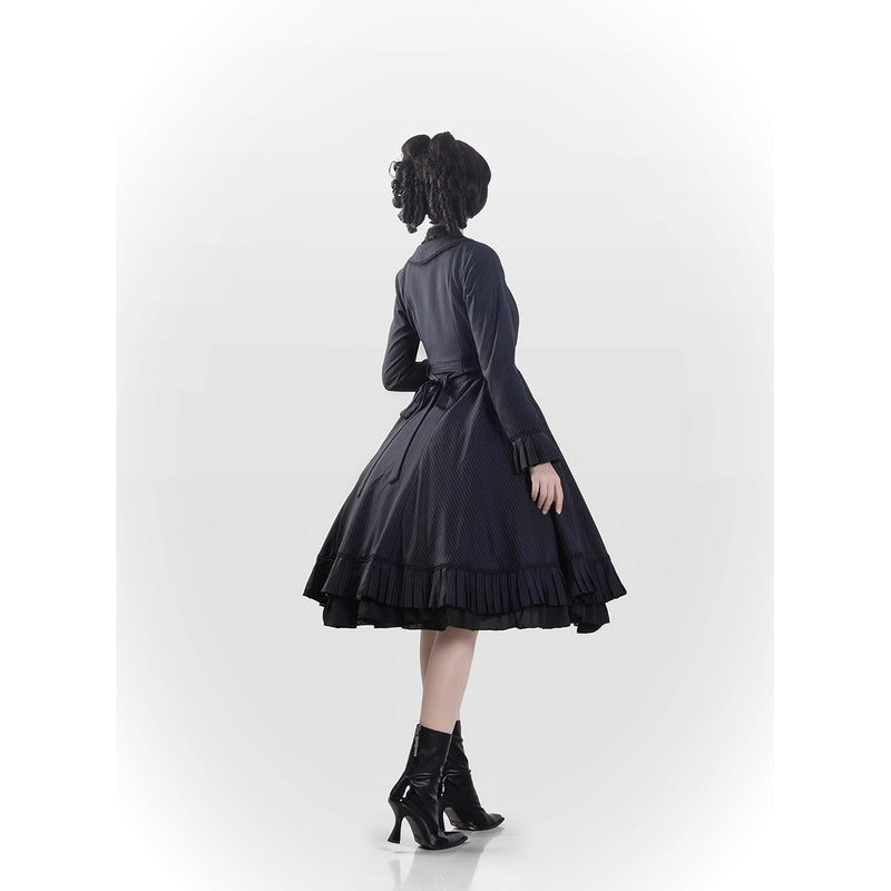 黒墨のお嬢様の縦縞クラシカルコート[2025年12月上旬-12月下旬発送予定]