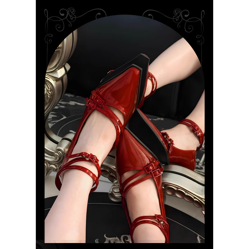 ト音記号のポインテッドトゥヒールパンプス - Red[2025年9月上旬-9月下旬発送予定]