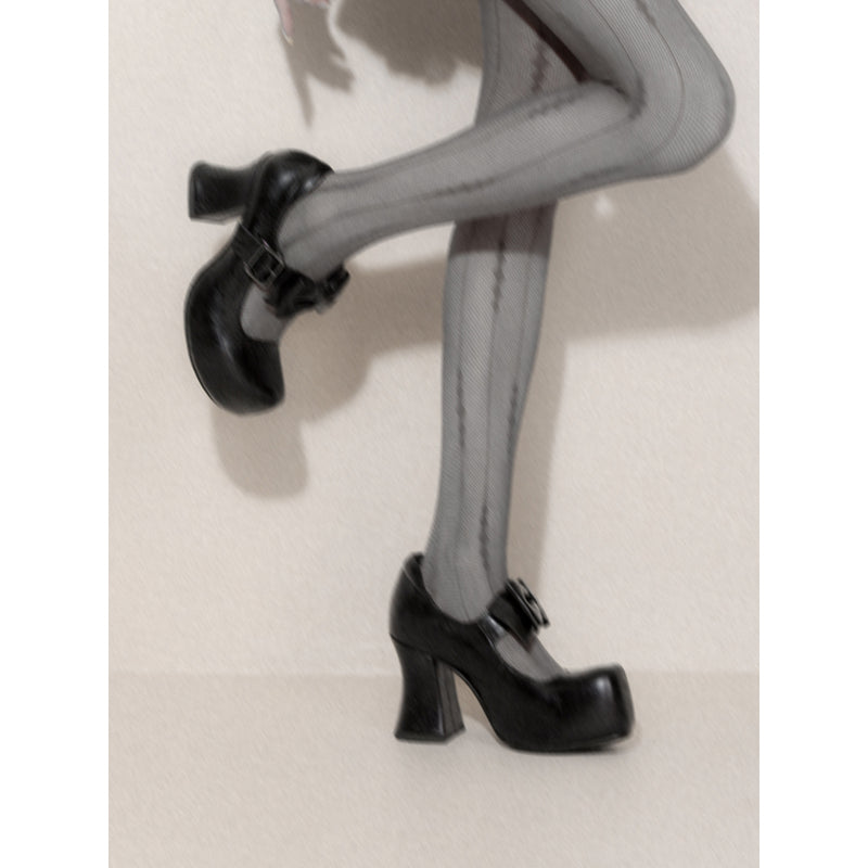 Comic Girl Round Toe Heel Shoes - Black