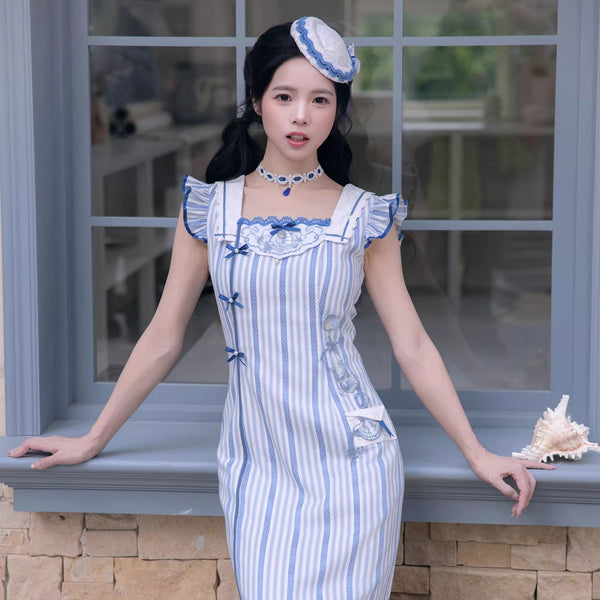 海の女神の刺繍ワンピース