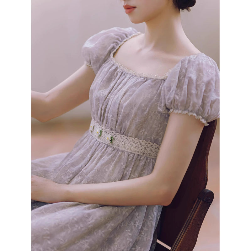 白菫の王妃のレトロワンピース