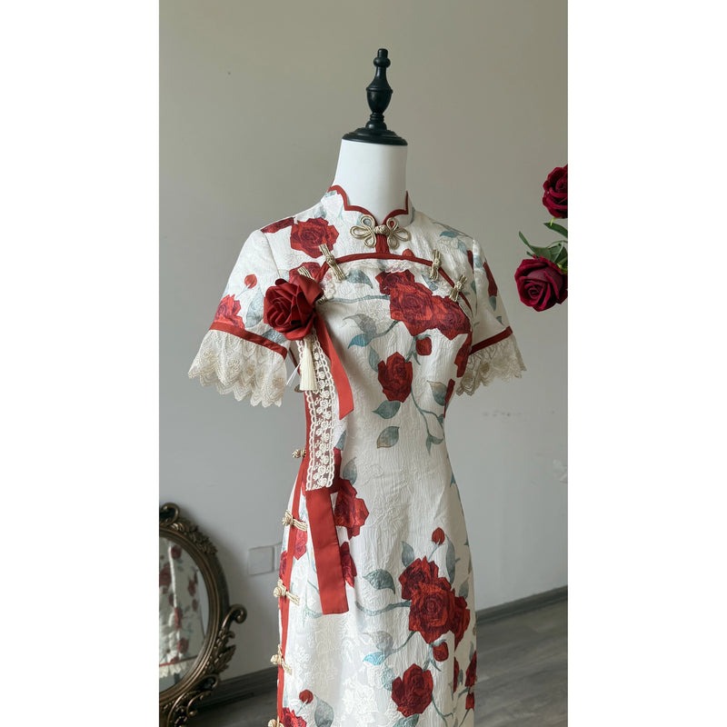薔薇の絵画のジャガードチャイナワンピースと刺繍ショール